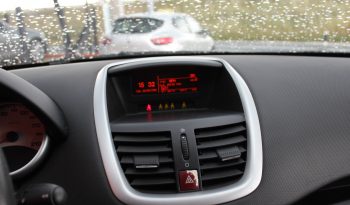Peugeot 207 1.4 HDi completo