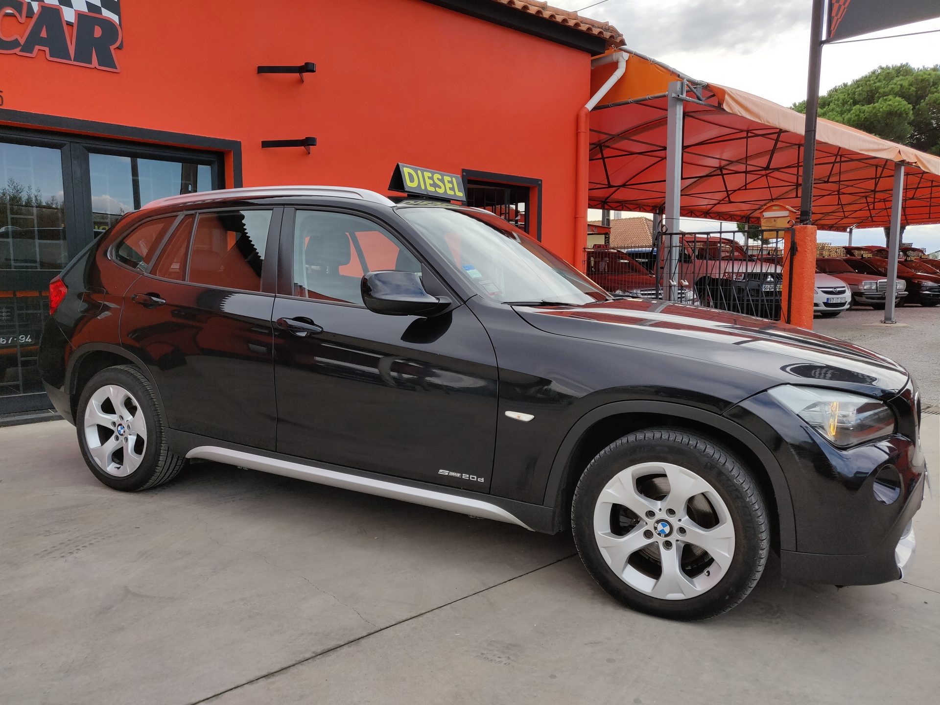 Vendido BMW X1 18 d sDrive - Carros usados para venda