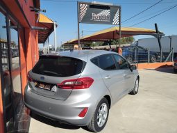 Ford Fiesta 1.2 completo