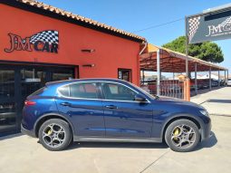 Alfa Romeu Stelvio 2.200 completo