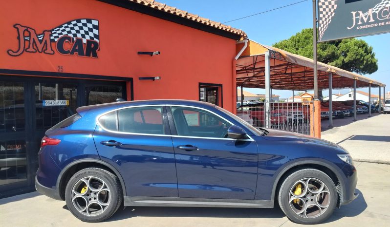 Alfa Romeu Stelvio 2.200 completo