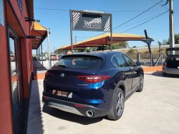 Alfa Romeu Stelvio 2.200 completo